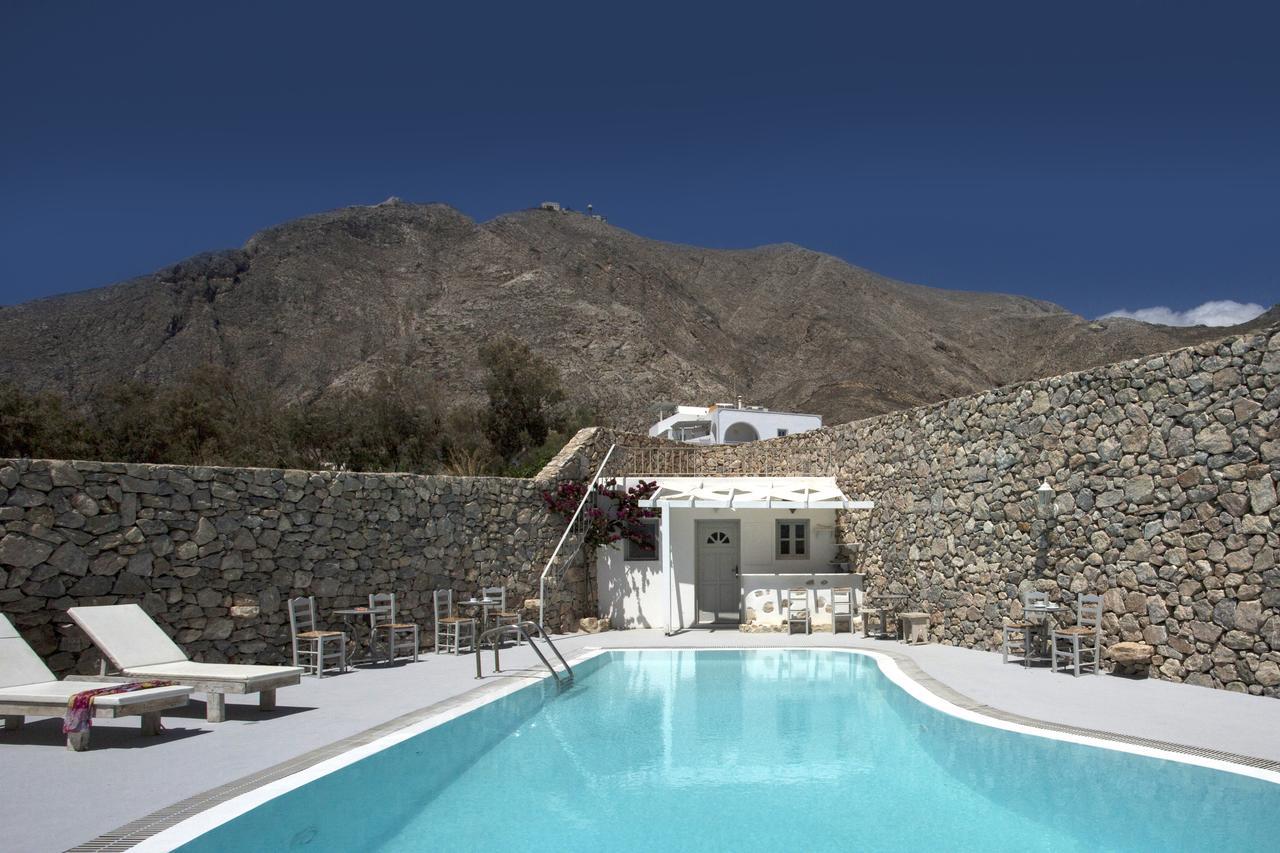 Lavarock Santorini 페리사 외부 사진