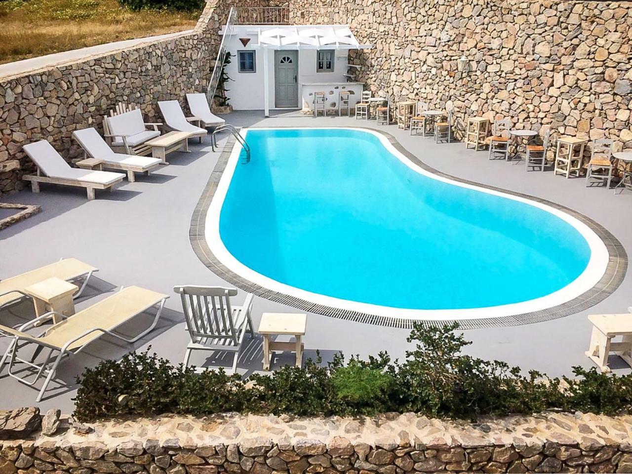 Lavarock Santorini 페리사 외부 사진
